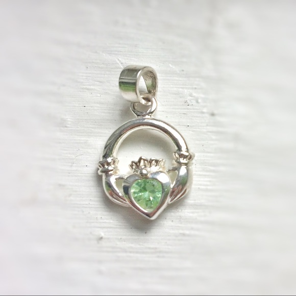Sterling Claddagh Green Stone Pendant - Picture 2 of 6